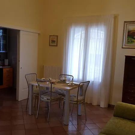 Federico Ii B&B 브린디시