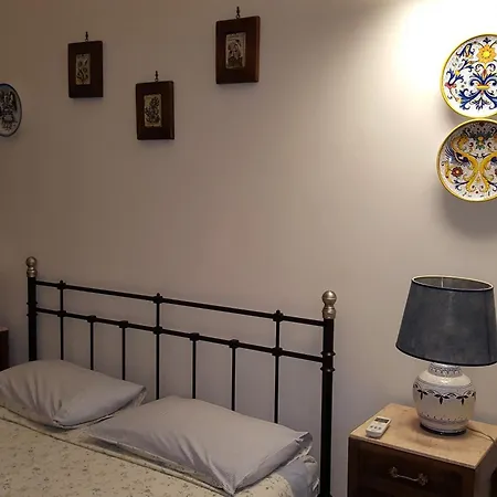 Federico Ii Bed & Breakfast 4*