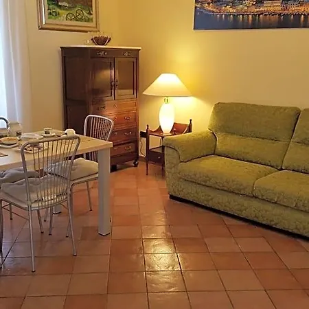 Alojamento de Acomodação e Pequeno-almoço Federico Ii 4*
